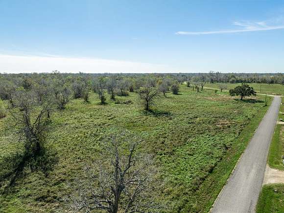 17.5 Acres of Land for Sale in Cedar Lane, Texas
