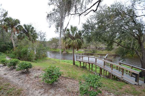 10 Acres of Land with Home for Sale in Arcadia, Florida