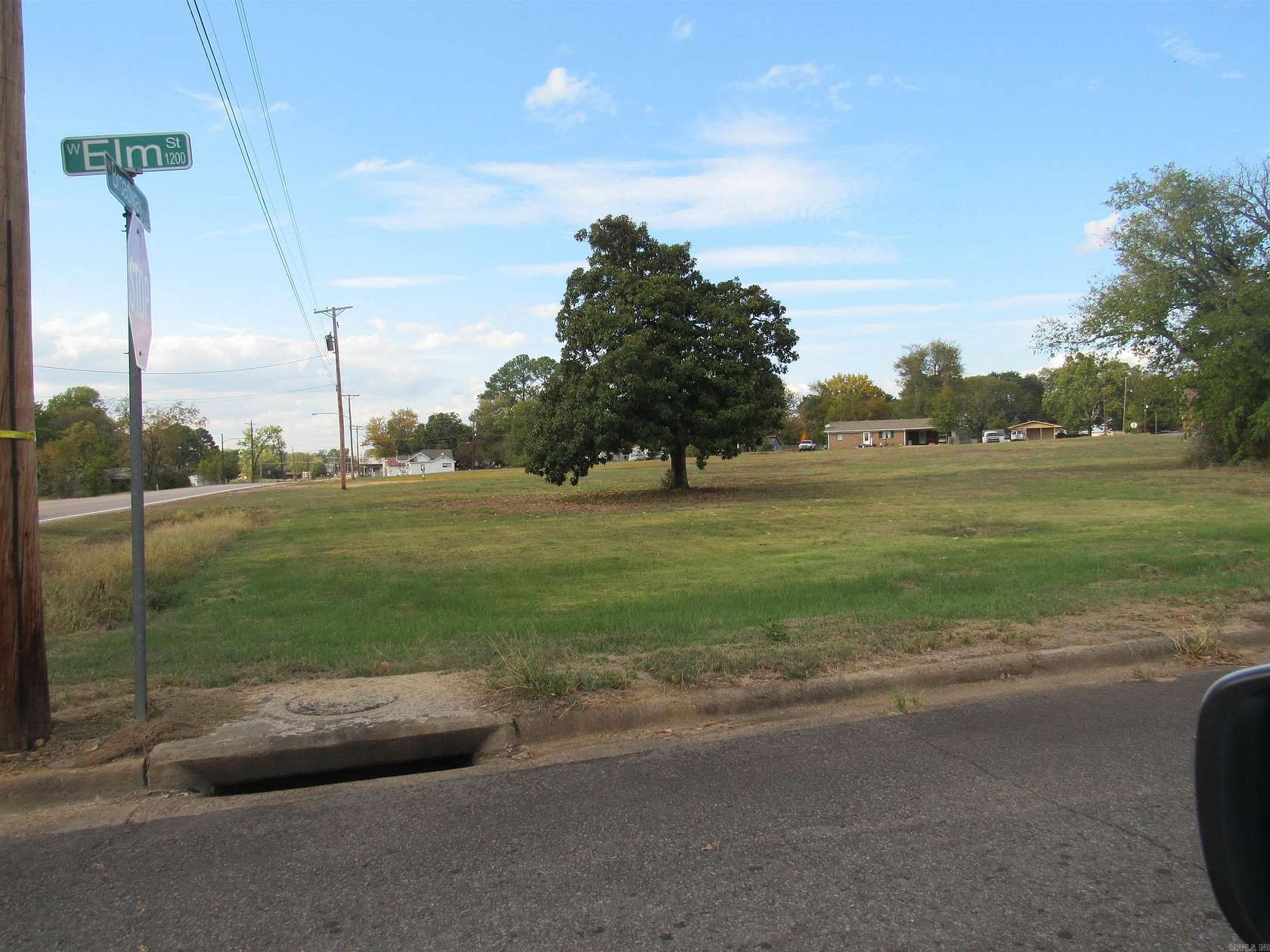 1.7 Acres of Mixed-Use Land for Sale in Morrilton, Arkansas