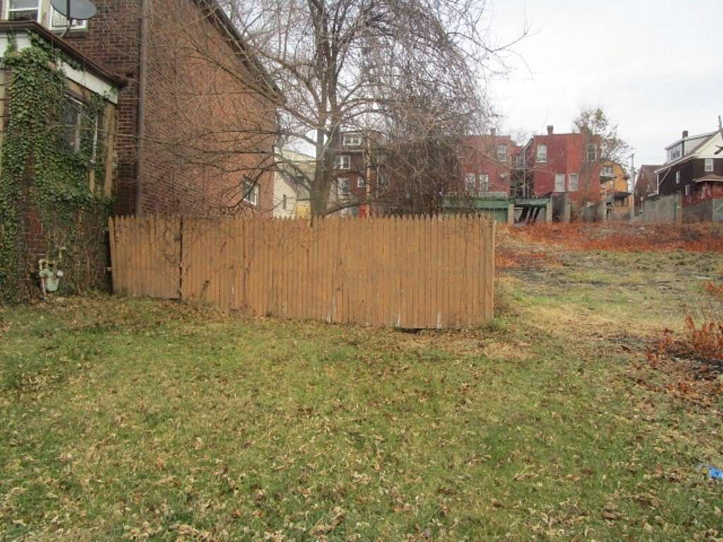 0.046 Acres of Residential Land for Sale in Schenley Heights, Pennsylvania