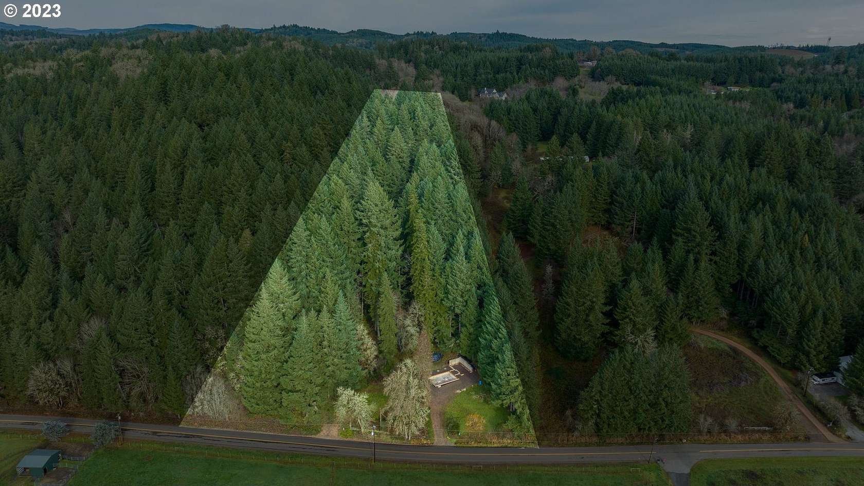 4 Acres of Residential Land for Sale in Carlton, Oregon