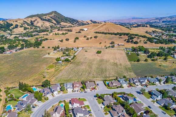 13.3 Acres of Land for Sale in Morgan Hill, California