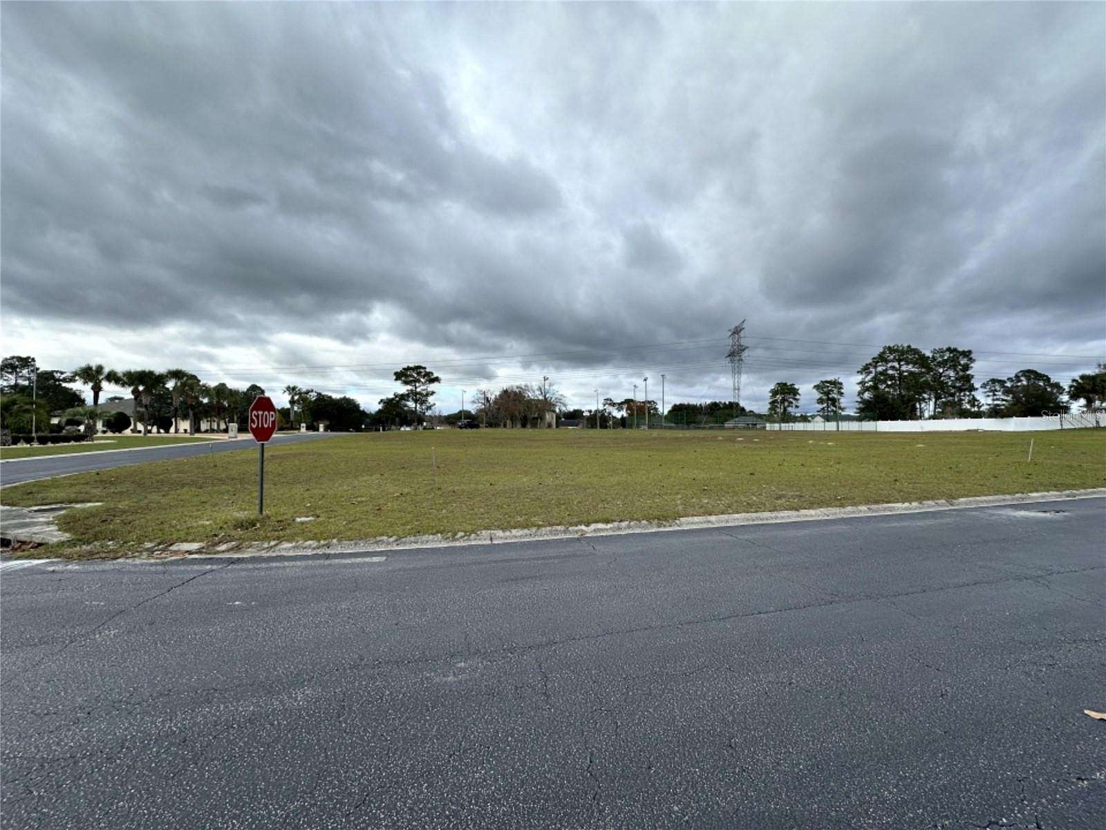 1 Acre of Residential Land for Sale in Silver Springs, Florida