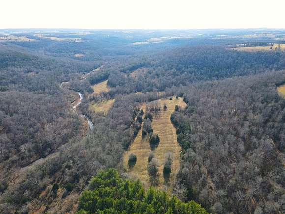 947 Acres of Land with Home for Sale in Yellville, Arkansas