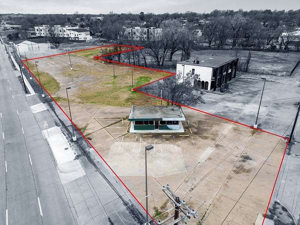 1.74 Acres of Commercial Land for Sale in Dallas, Texas