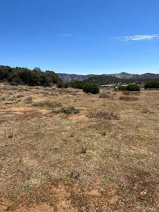 10 Acres of Land for Sale in Tehachapi, California