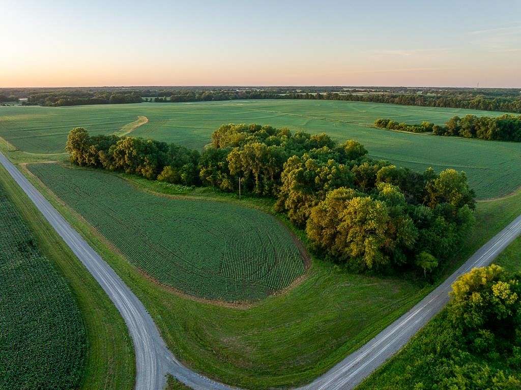 200 Acres of Agricultural Land for Sale in Windsor, Missouri