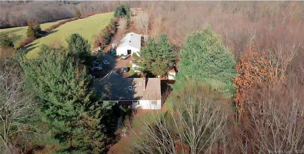 6.42 Acres of Land with Home for Sale in Wallingford, Connecticut