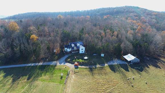 16.3 Acres of Land with Home for Sale in Munfordville, Kentucky