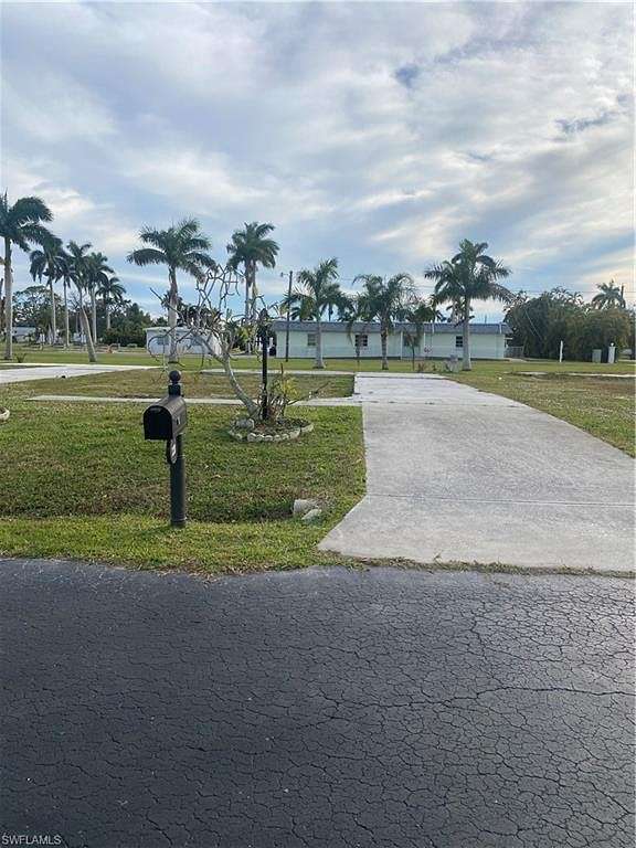 0.11 Acres of Residential Land for Sale in Fort Myers, Florida