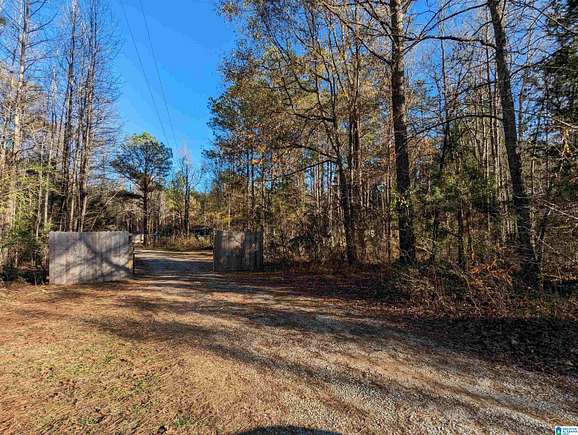 2 Acres of Residential Land with Home for Sale in Columbiana, Alabama