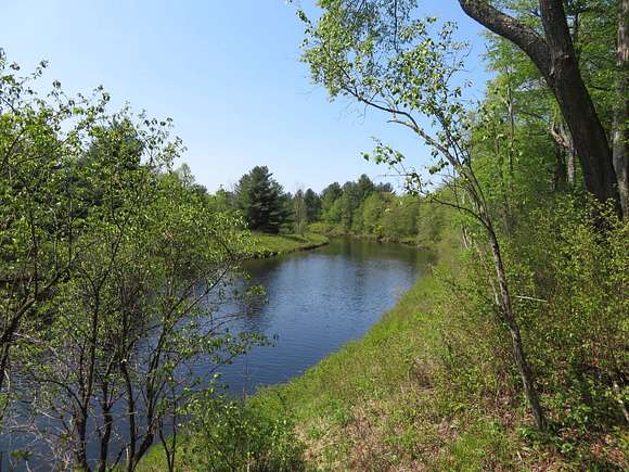 14.1 Acres of Recreational Land for Sale in Edwards, New York