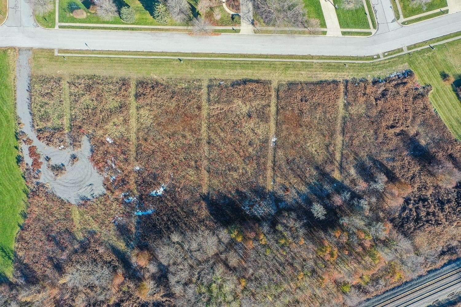 1.1 Acres of Land for Sale in Chesterton, Indiana