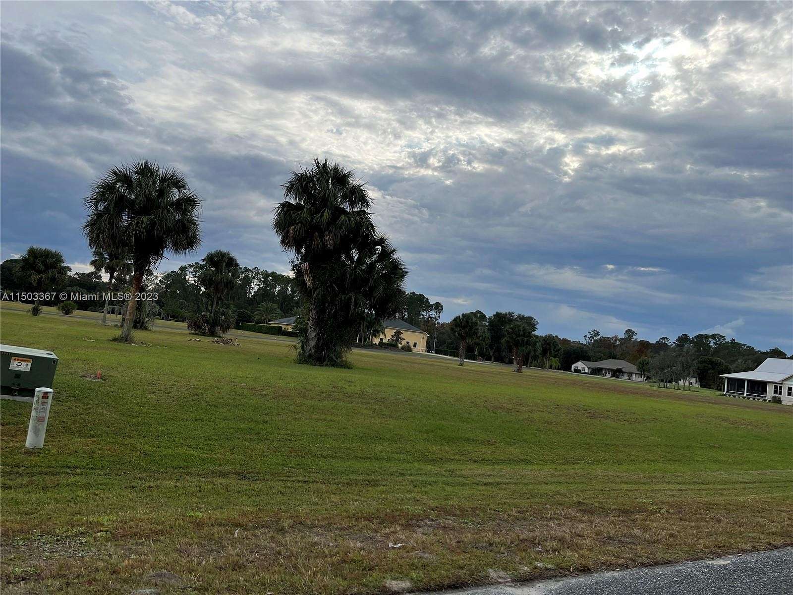 0.78 Acres of Residential Land for Sale in Crescent City, Florida