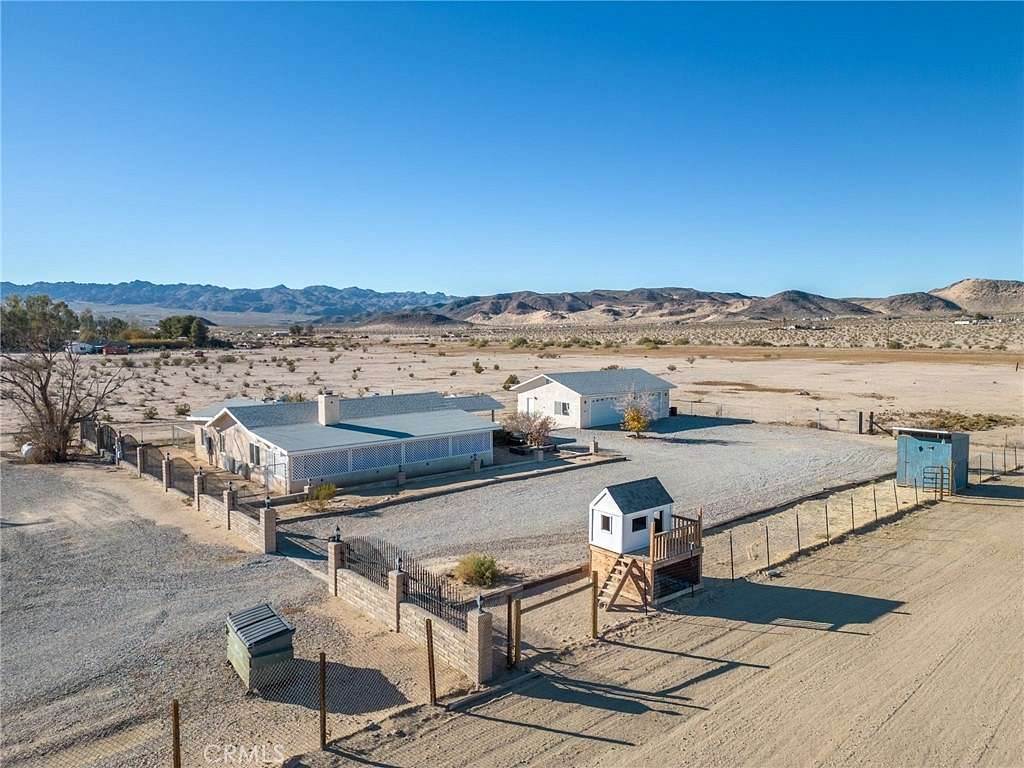 10.1 Acres of Land with Home for Sale in Twentynine Palms, California