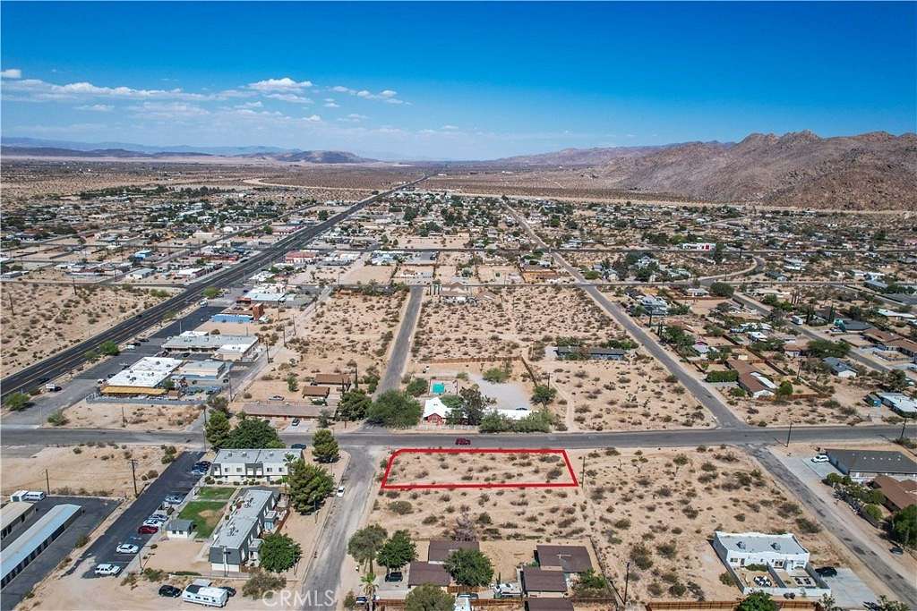 0.32 Acres of Land for Sale in Joshua Tree, California