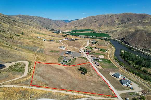 4.4 Acres of Residential Land for Sale in Horseshoe Bend, Idaho