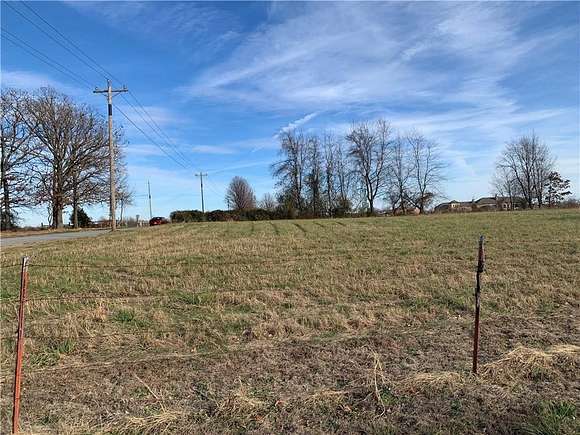 8.4 Acres of Residential Land with Home for Sale in Bentonville, Arkansas