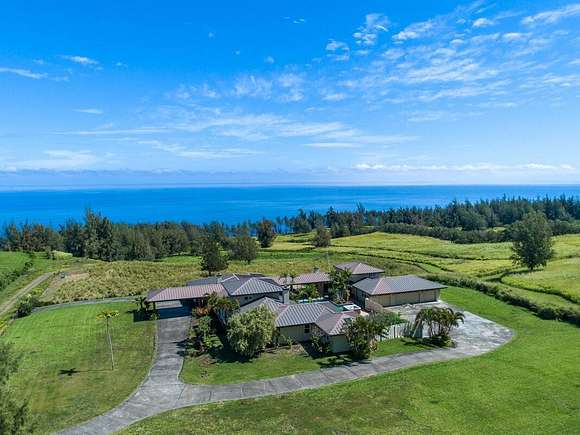 16.1 Acres of Land with Home for Sale in Honokaa, Hawaii