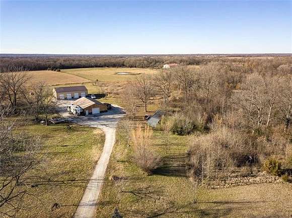 19.2 Acres of Recreational Land with Home for Sale in Ottawa, Kansas
