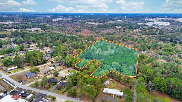 6 Acres of Residential Land for Sale in Cairo, Georgia