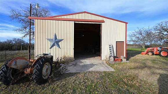 55.8 Acres of Agricultural Land for Sale in Bowie, Texas