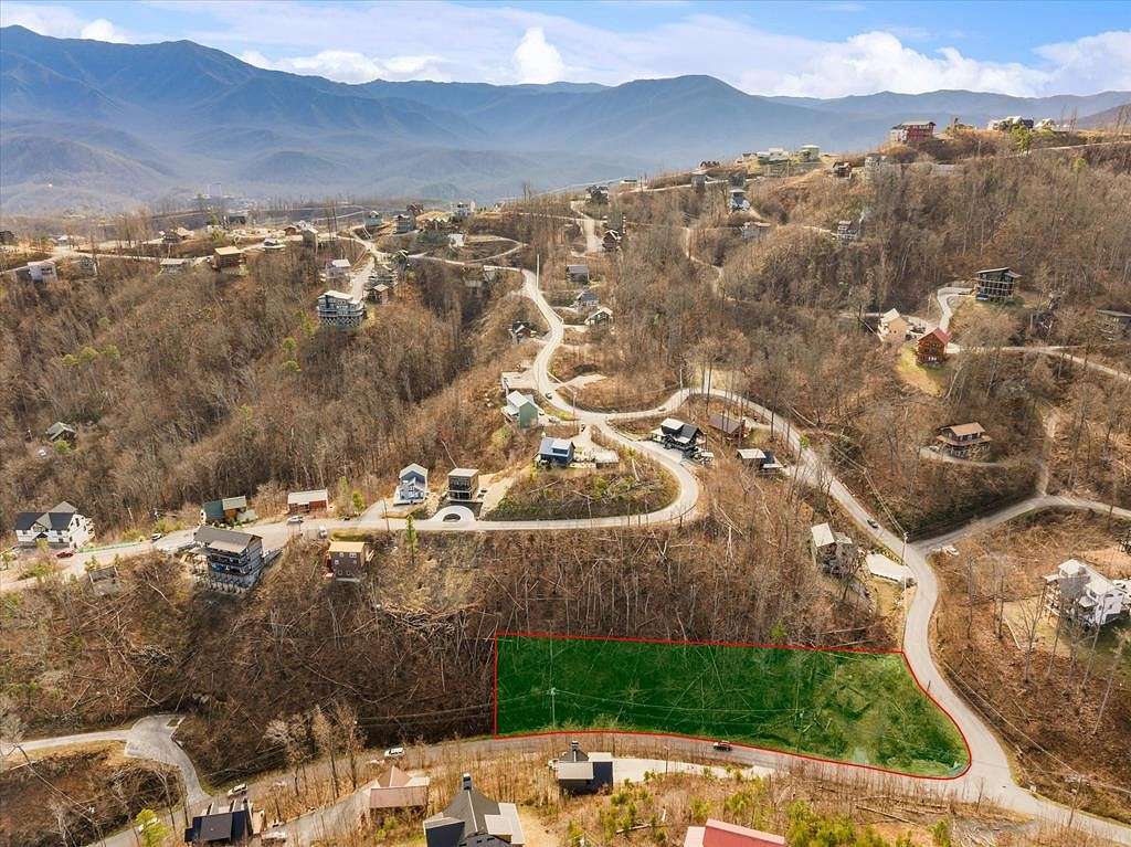 0.92 Acres of Residential Land for Sale in Gatlinburg, Tennessee
