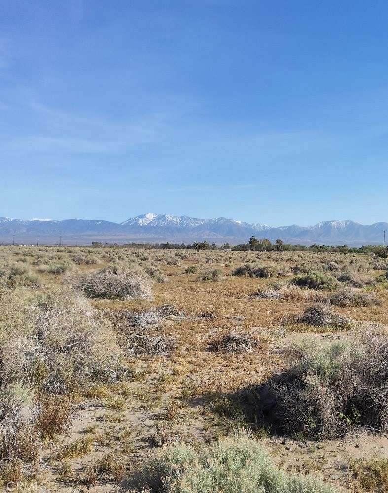 2.486 Acres of Residential Land for Sale in Palmdale, California