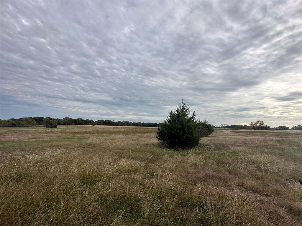 2.75 Acres of Residential Land for Sale in Kemp, Texas