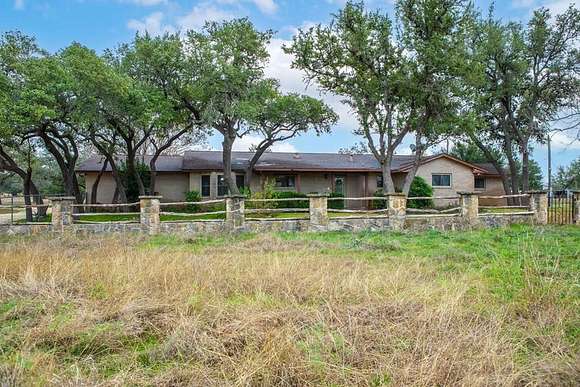 32.4 Acres of Improved Land for Sale in Pipe Creek, Texas