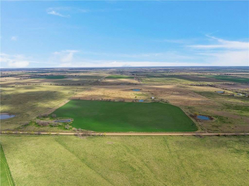 103.33 Acres of Agricultural Land for Sale in Marlin, Texas