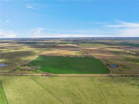 103 Acres of Agricultural Land for Sale in Marlin, Texas