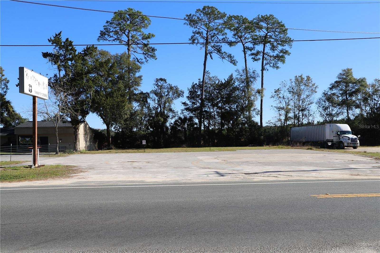 0.31 Acres of Commercial Land for Sale in Melrose, Florida