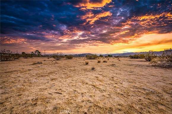 2.41 Acres of Residential Land for Sale in Joshua Tree, California