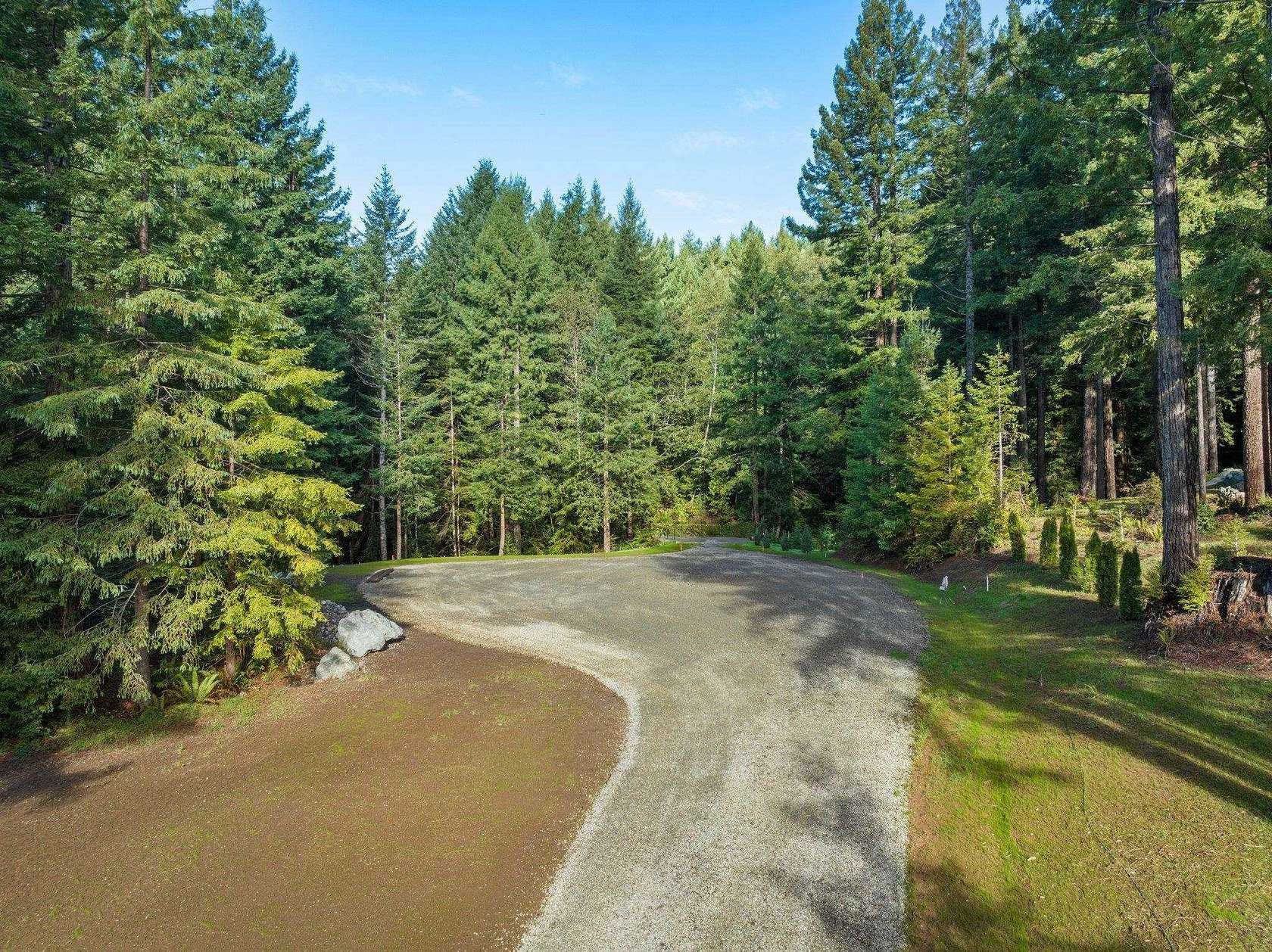 1 Acre of Residential Land for Sale in Crescent City, California