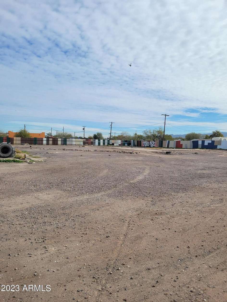0.98 Acres of Commercial Land for Sale in Phoenix, Arizona