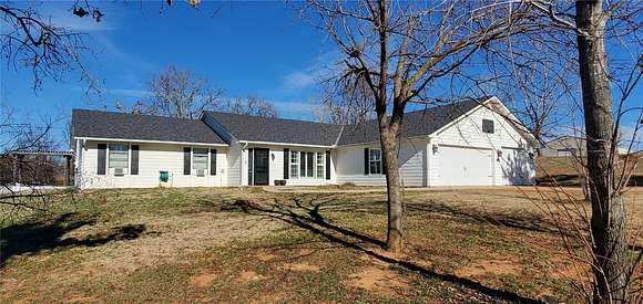 10 Acres of Residential Land with Home for Sale in Norman, Oklahoma