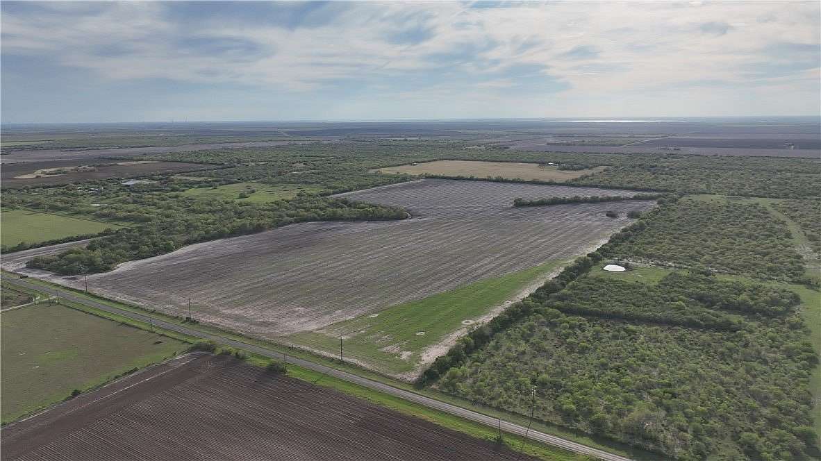 98 Acres of Land for Sale in Skidmore, Texas