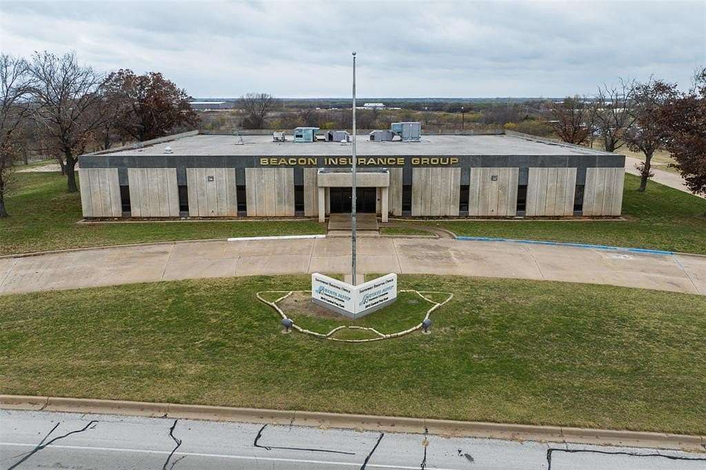 4 Acres of Commercial Land for Sale in Wichita Falls, Texas