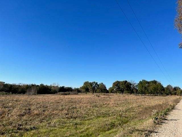 5 Acres of Residential Land for Sale in Paris, Texas