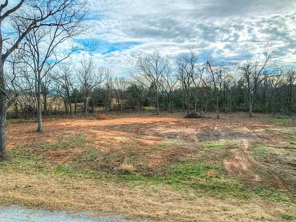 2.6 Acres of Residential Land for Sale in Bethel Acres, Oklahoma
