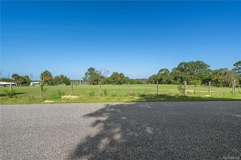 5 Acres of Residential Land for Sale in Lecanto, Florida