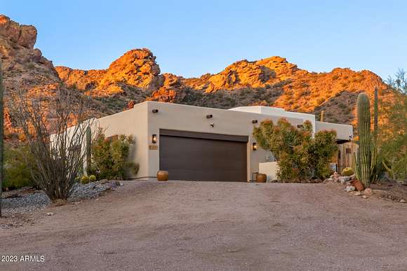 5 Acres of Residential Land with Home for Sale in Apache Junction, Arizona