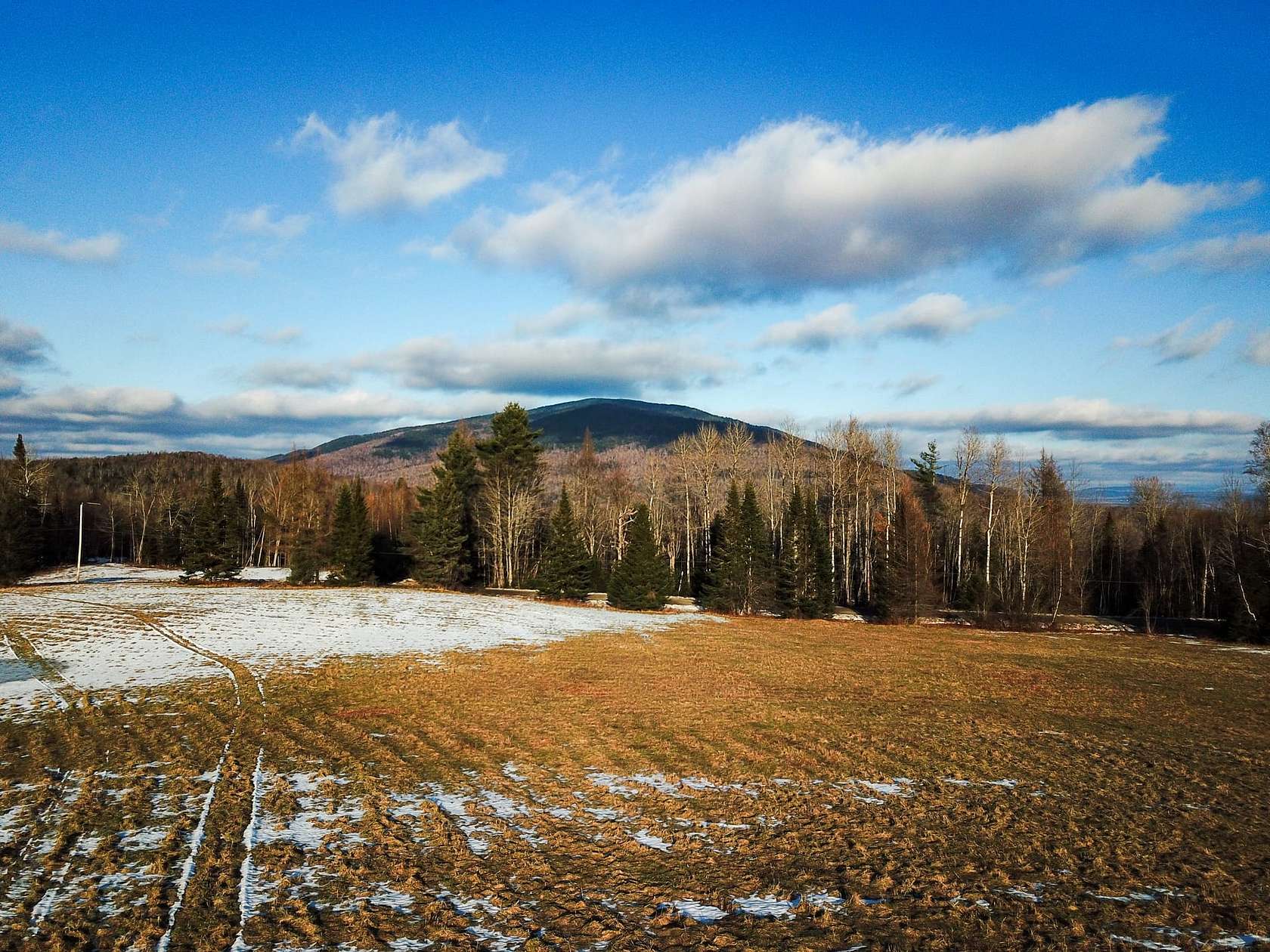 21.1 Acres of Recreational Land for Sale in Lemington Town, Vermont