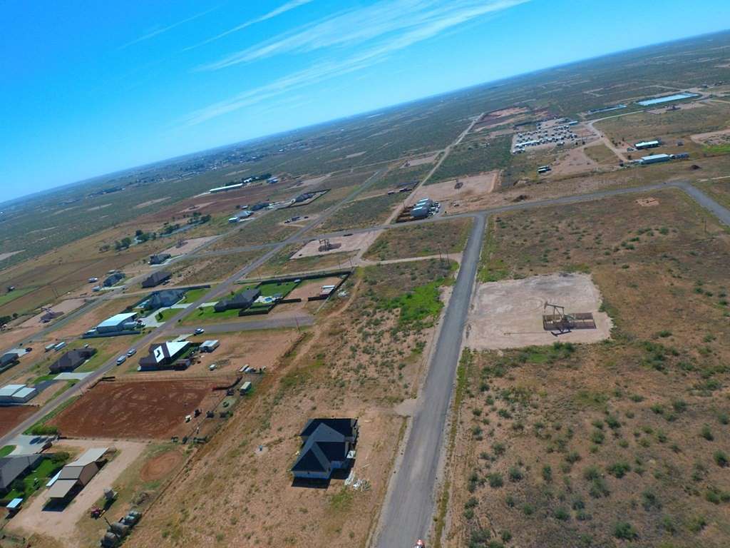 1.6 Acres of Residential Land for Sale in Gardendale, Texas