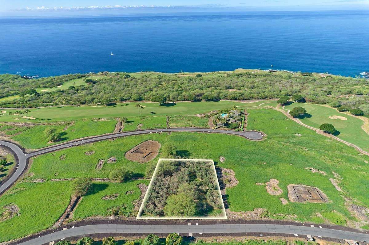 1.085 Acres of Residential Land for Sale in Kealakekua, Hawaii