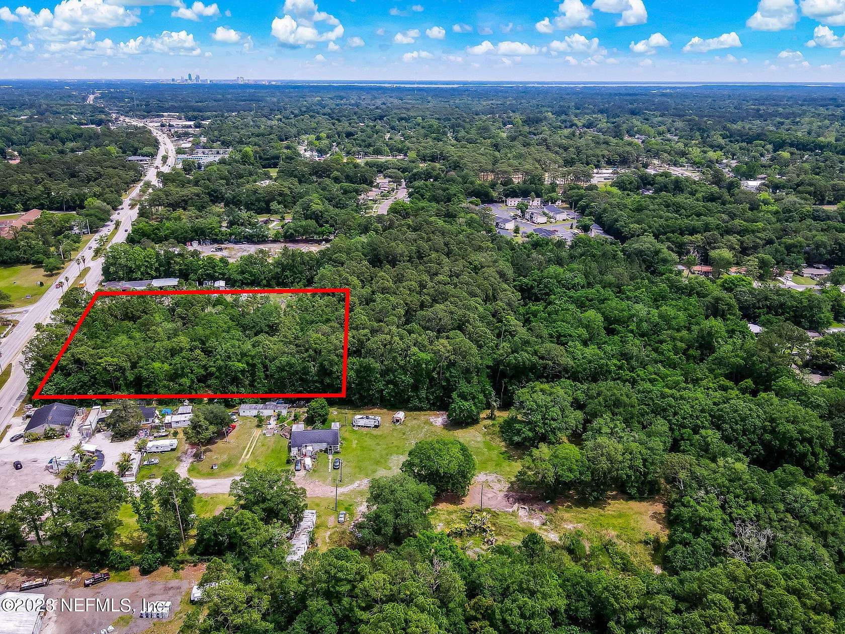 2.5 Acres of Mixed-Use Land for Sale in Jacksonville, Florida