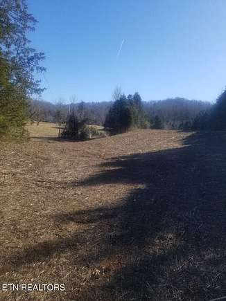 20.6 Acres of Agricultural Land for Sale in Rockwood, Tennessee