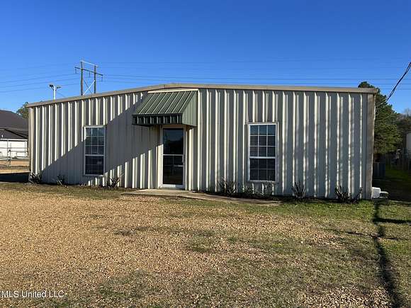 5.08 Acres of Improved Commercial Land for Sale in Byram, Mississippi