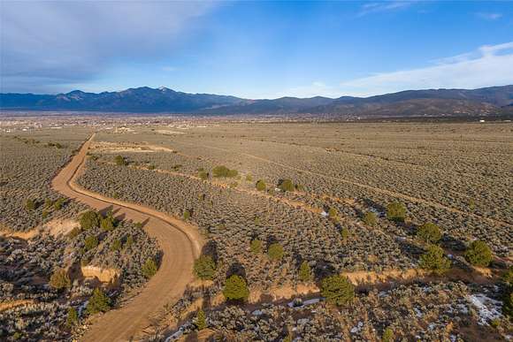 6 Acres of Residential Land for Sale in Ranchos de Taos, New Mexico